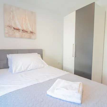 With Amazing View And A Private Pool, Susnjar 1 Вилла